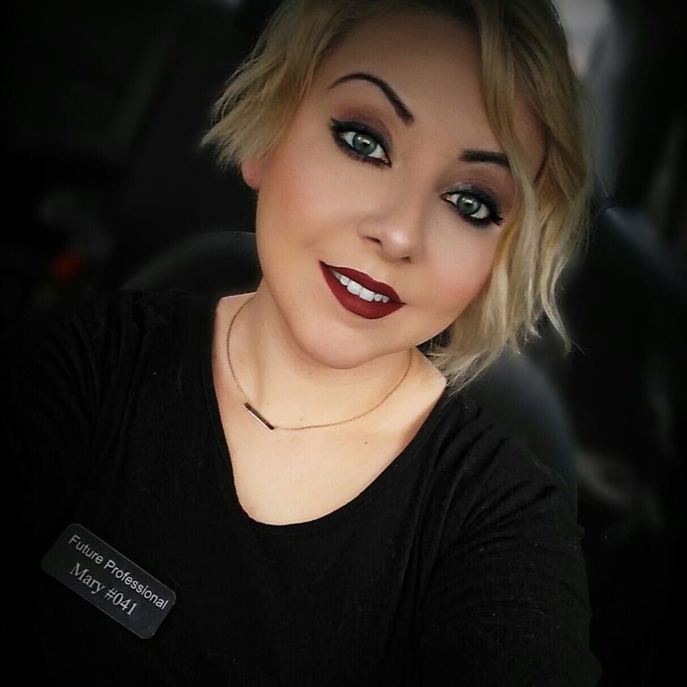 Meet your Posher, Mary kristina